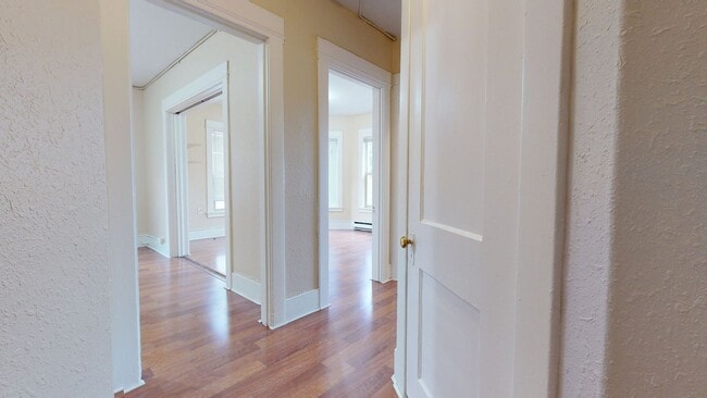 Interior Photo - Roycroft Apartments
