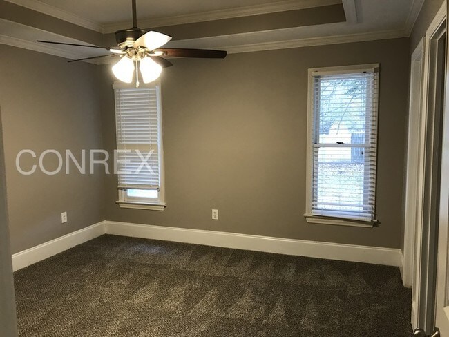Building Photo - FREE RENT ASK HOW!!!