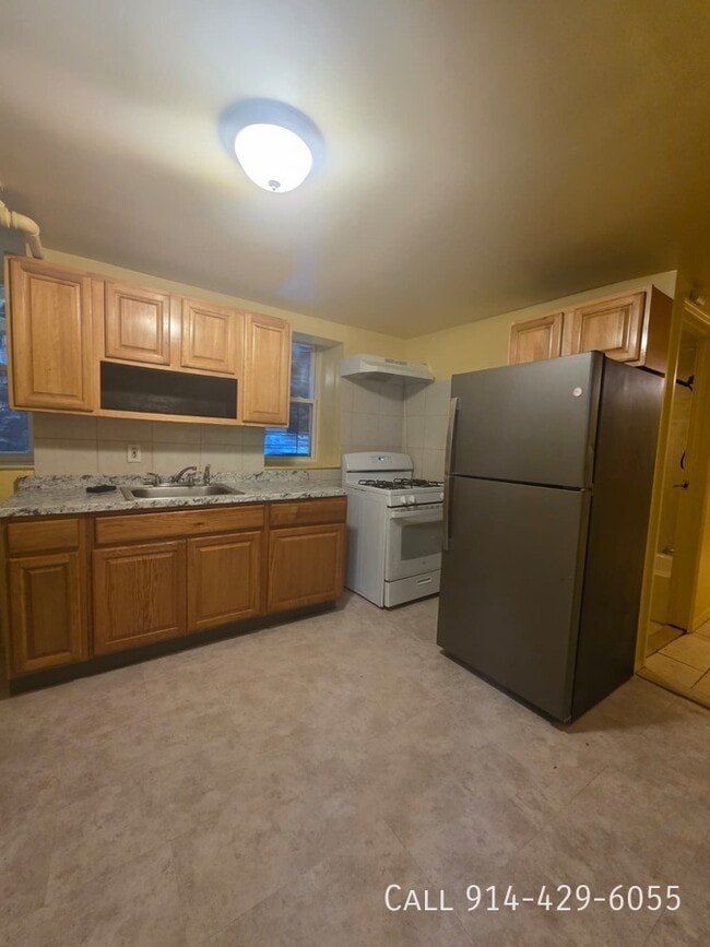 Photo - 89 Saratoga Ave Apartment