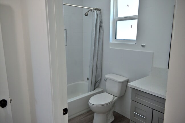 Foto del edificio - 13538 Remington St