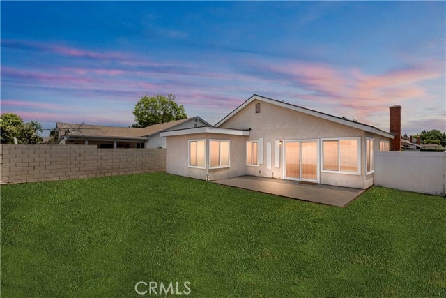 Foto del edificio - 14941 Doheny Cir