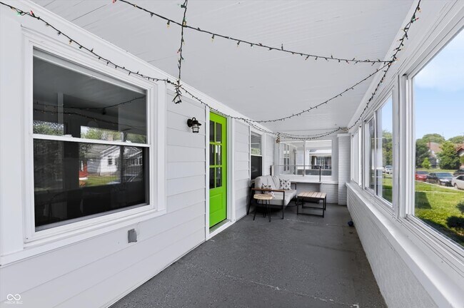 Foto del edificio - 3910 N Kenwood Ave