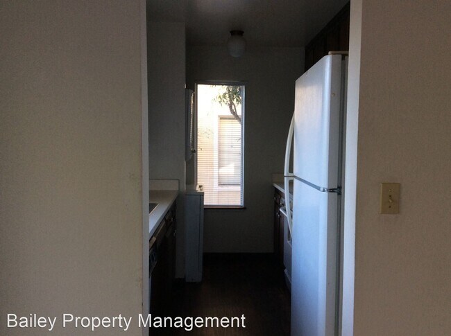 Foto del edificio - 2 br, 1.5 bath House - 136 Palo Verde Terrace
