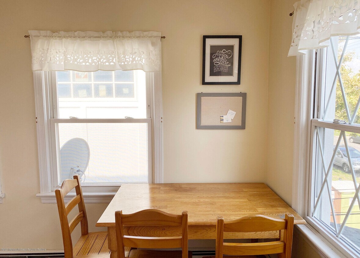 207 11th Ave, Belmar, NJ 07719 Townhome Rentals in Belmar NJ