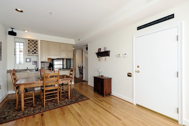 Building Photo - 1757 T Street NWUnit C