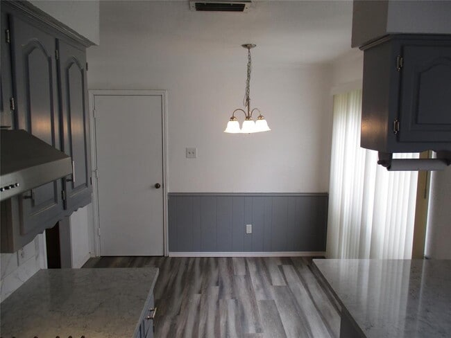 Building Photo - 1812 Clover Trail