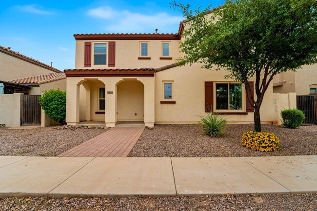 Building Photo - 2220 S Ponderosa Dr