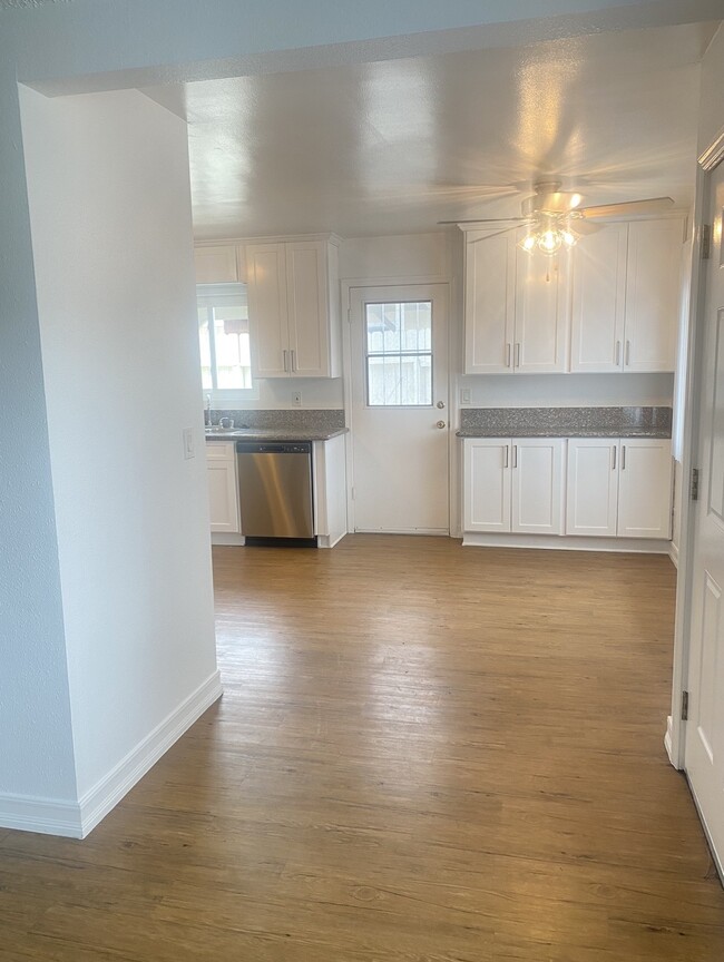 Kitchen New Stainless Steel Dishwasher - Bay Street Apartments