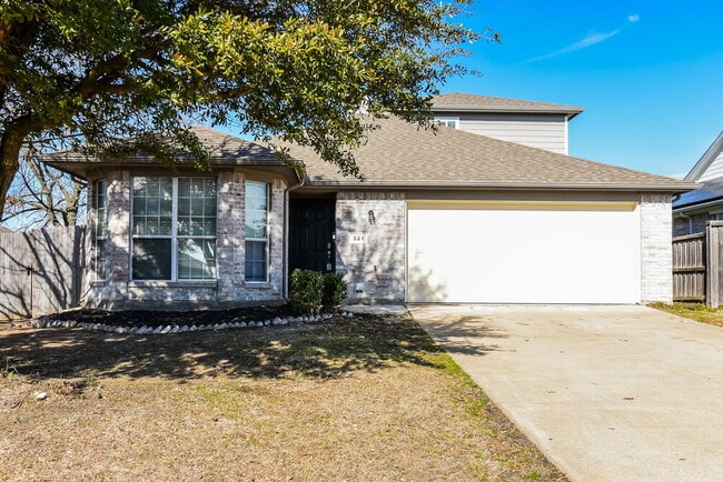 Building Photo - 321 Rustic Grove Ln