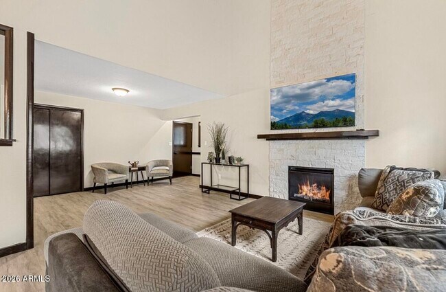 Foto del edificio - 2803 N Carefree Cir