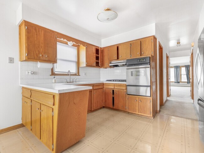 Foto del edificio - 2520 N Neva Ave