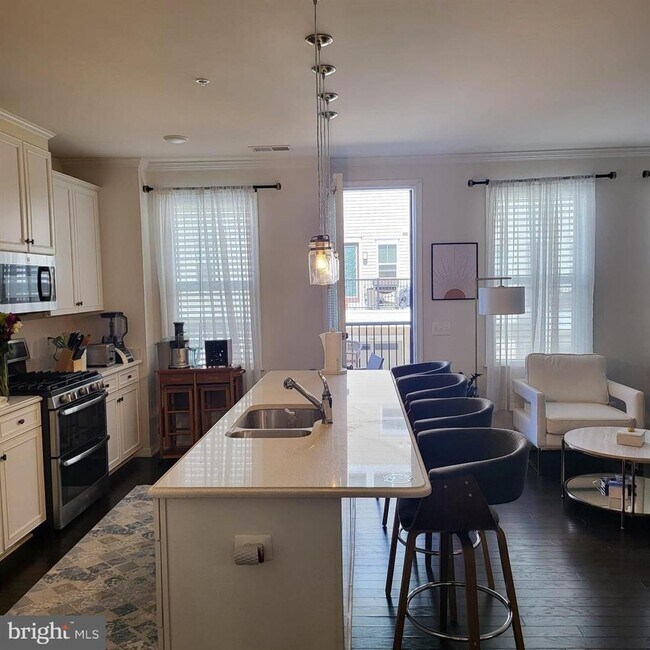 Foto del edificio - Welcome to your new home in the heart of Loudon County, VA!