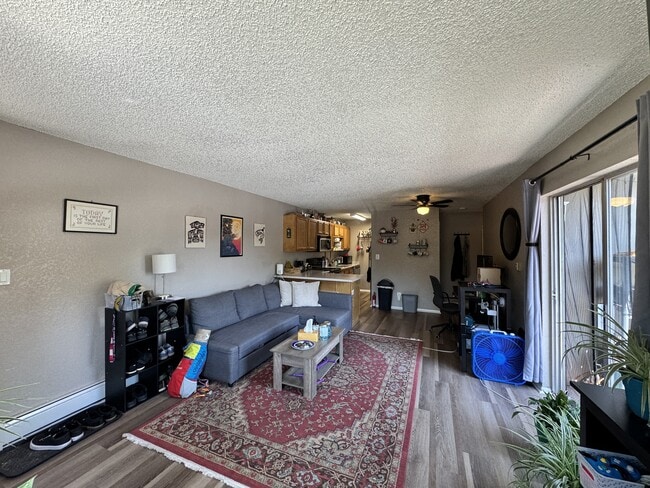 Building Photo - 857 S Van Gordon Ct