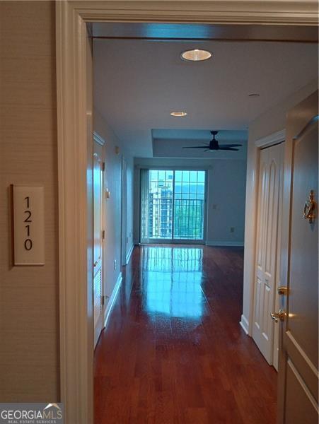 Foto del edificio - 195 14th St NW