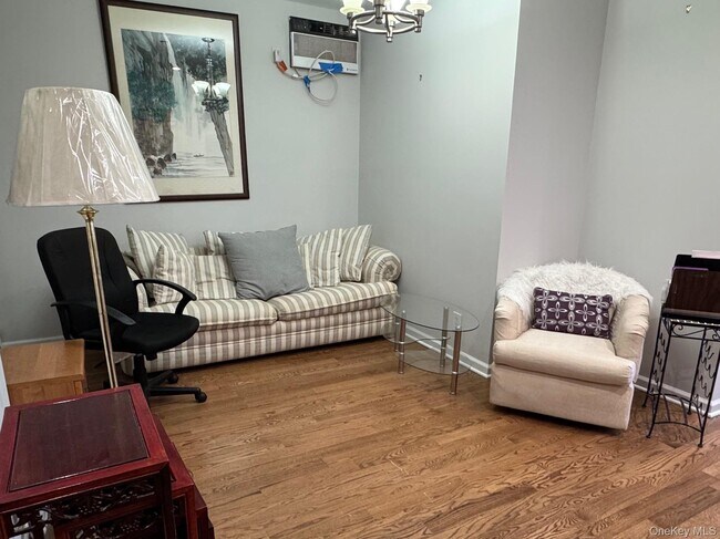 Foto del edificio - 34 Main St