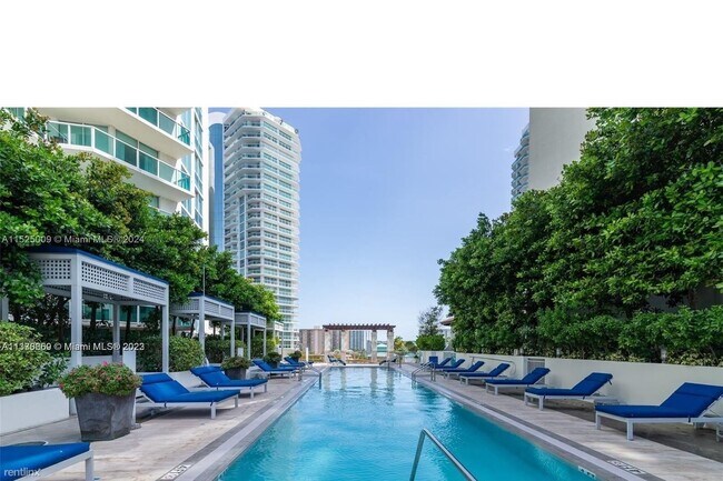 Foto del edificio - 3 br, 2 bath House - 150 Sunny Isles Blvd ...