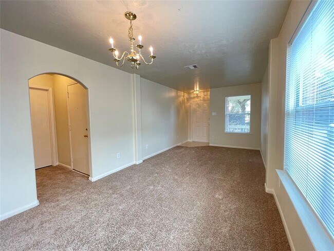 Foto del edificio - 4022 Pepperstone Ct