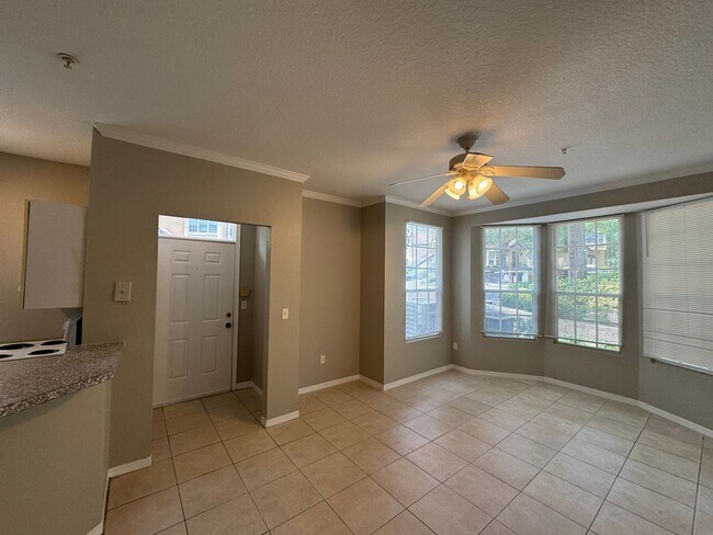 Foto del edificio - 6308 Raleigh St