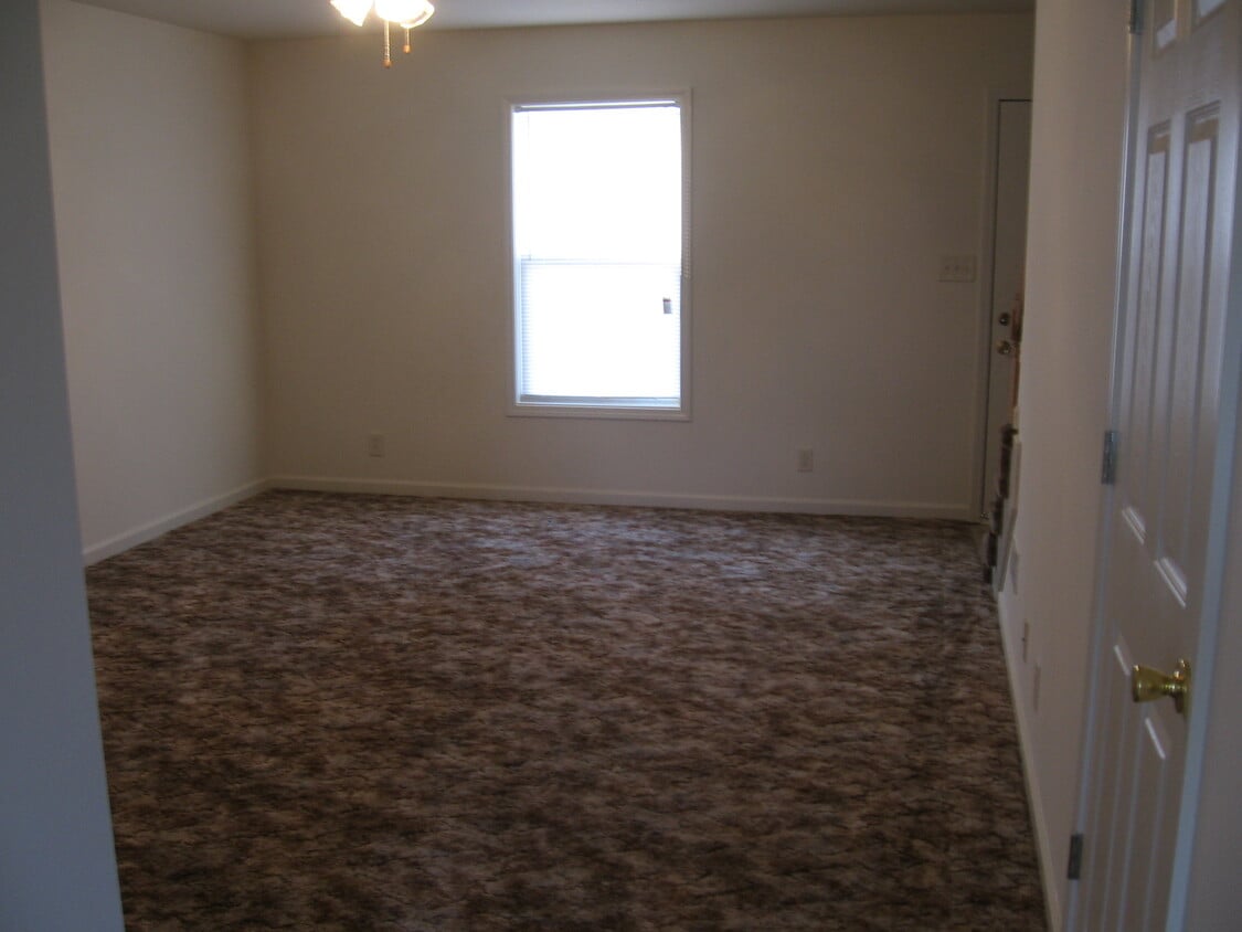 Building Photo - 500 Patriot Park Ct