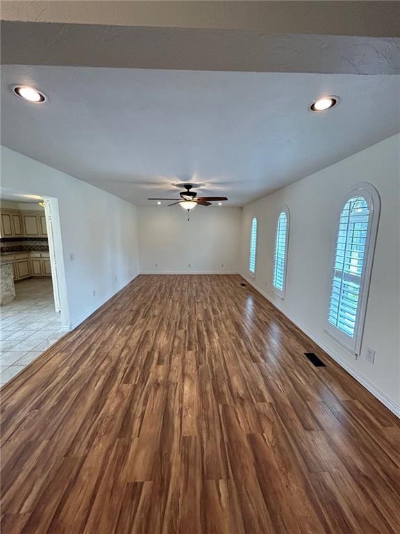 Foto del edificio - 908 East Dr