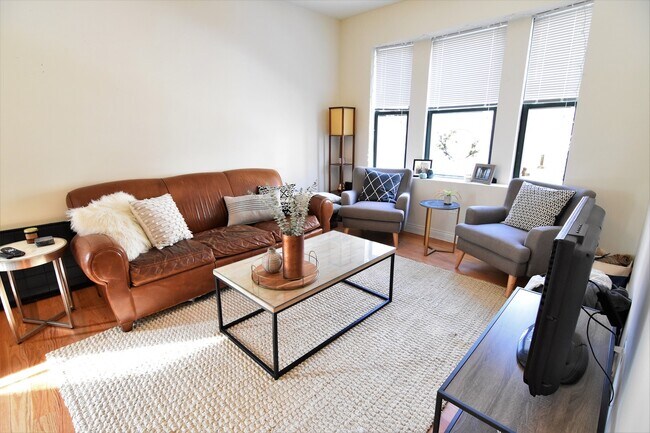 Foto del edificio - 951 W Fletcher St