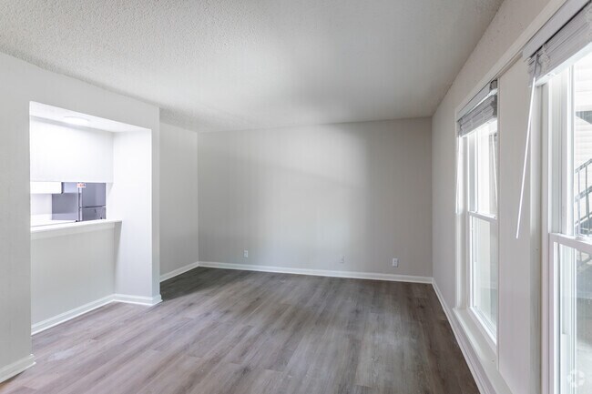 1 dormitorio, 1 baño - 742 pies cuadrados - Sala de estar - Parkwood Villa