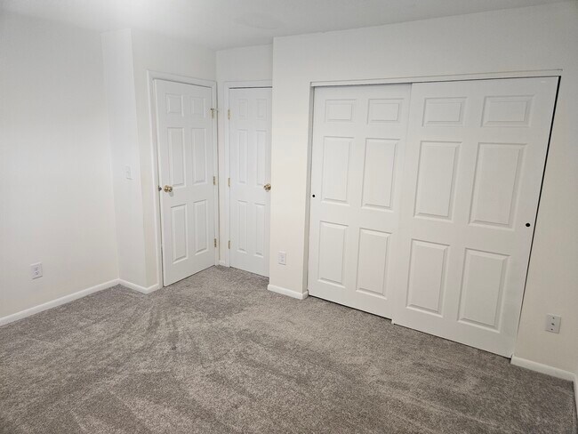 Foto del edificio - 860 Sussex Pl