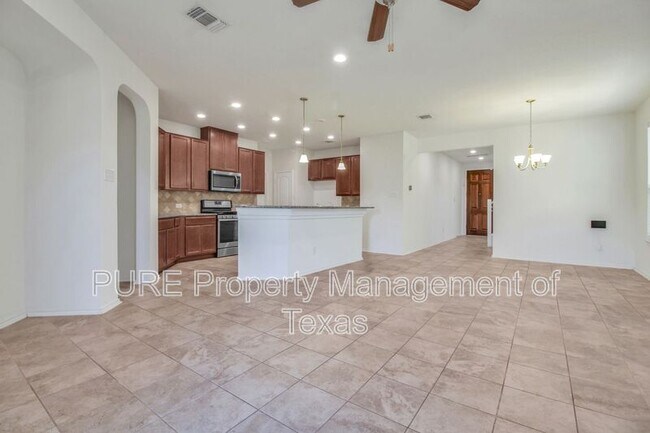 Foto del edificio - 1029 Clove Hitch Dr