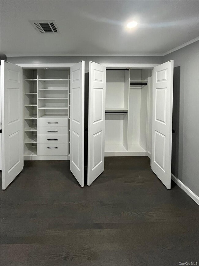 Building Photo - 31 Riverside Ave