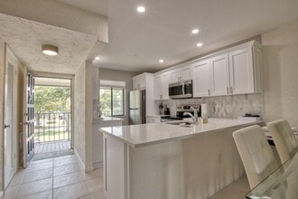 Building Photo - 4801 Esedra Ct