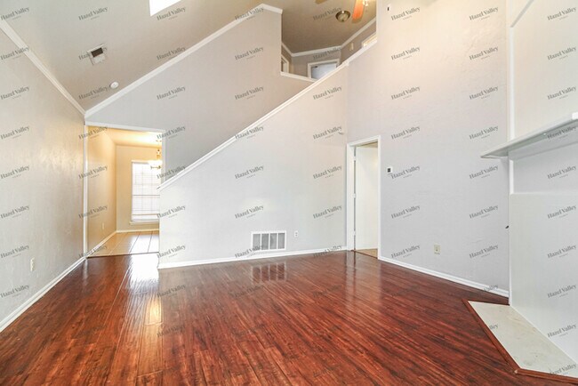 Foto del edificio - 1507 Westmore Dr