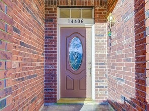 Building Photo - 14406 Fair Knoll Way