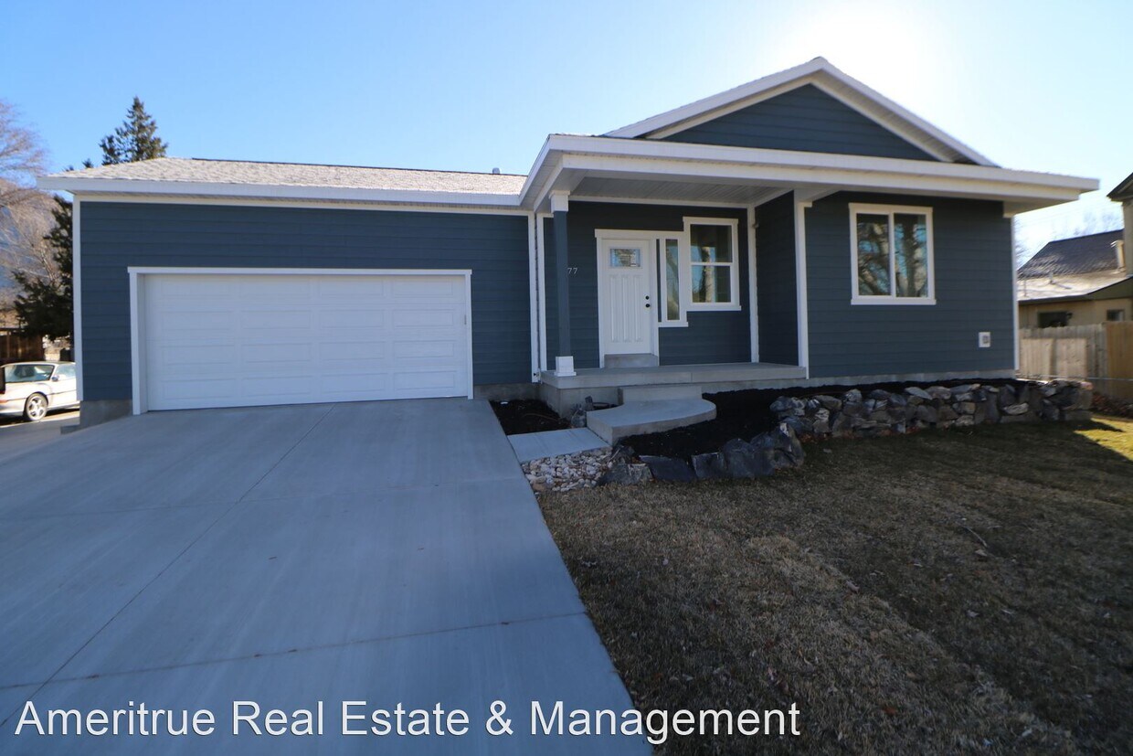 Primary Photo - 7 br, 3 bath House - 477 S 100 E