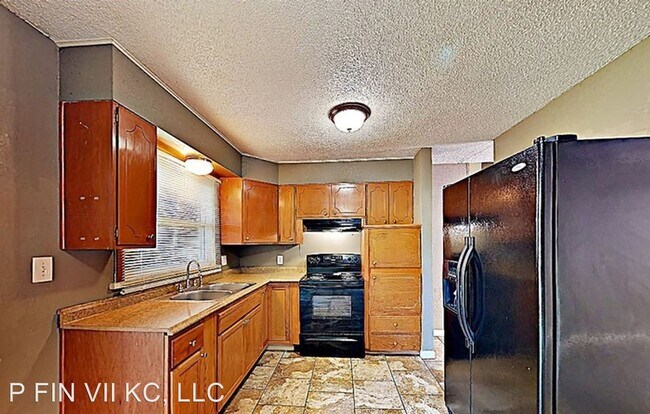 Building Photo - 3 br, 2 bath House - 12001  Belmont Ave