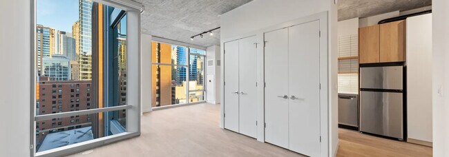 Foto del edificio - 808 N Wells St