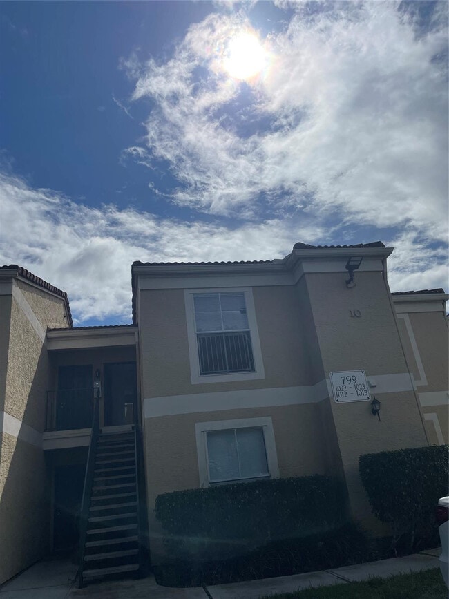 Foto del edificio - 799 Riverside Dr