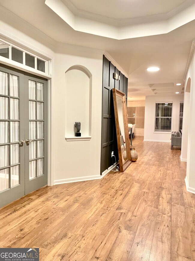 Building Photo - 612 Hanover Dr