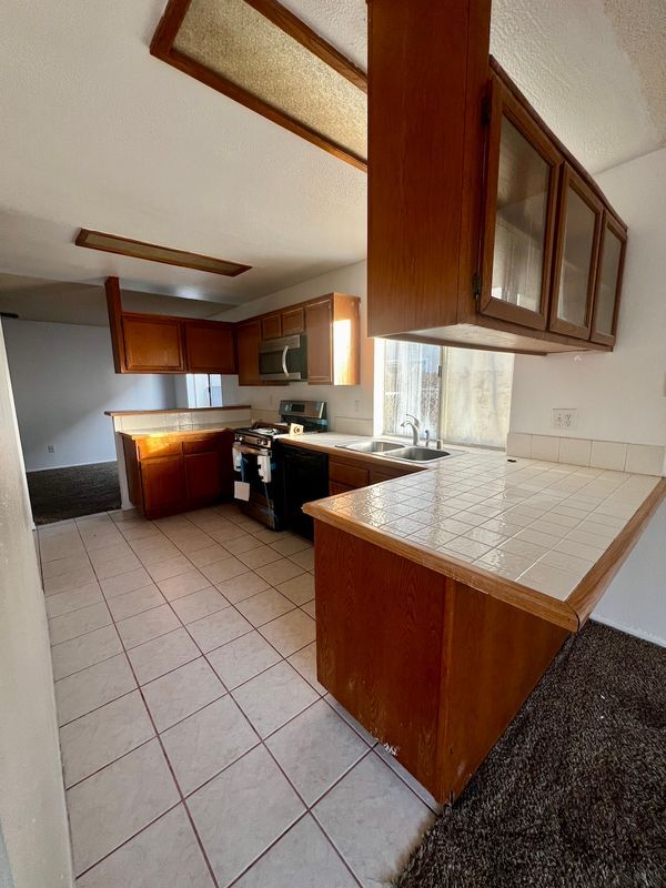 Building Photo - 1195 Bautista Ln