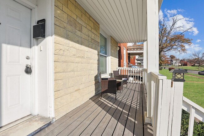 Building Photo - 5641 Cates Ave