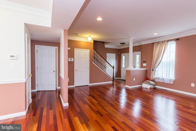 Building Photo - 3518 W Reserve Dr