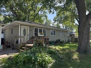 Building Photo - 244 McKay Ave