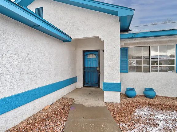 Building Photo - "Spacious 4-Bedroom Gem on Quartz Dr – Your Ideal Albuquerque Retreat!"