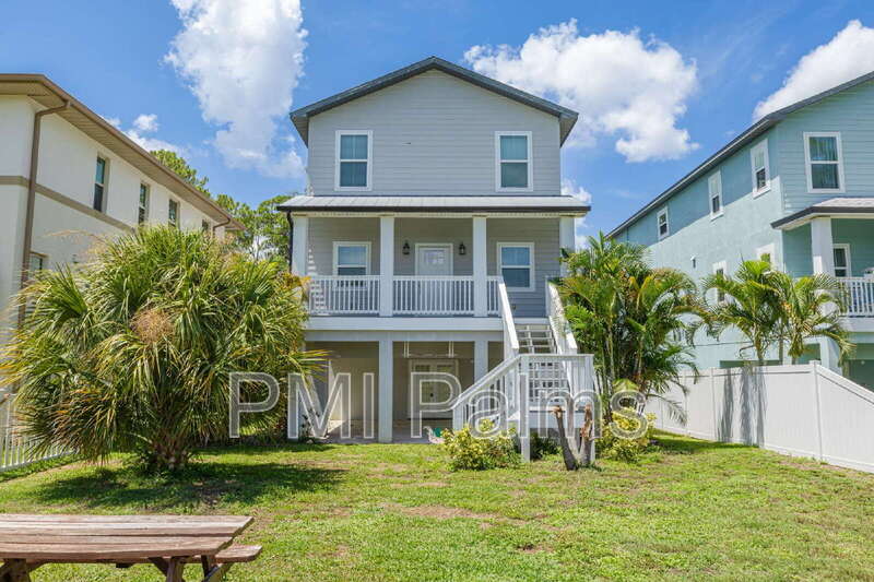 Foto principal - 227 46th Ave N