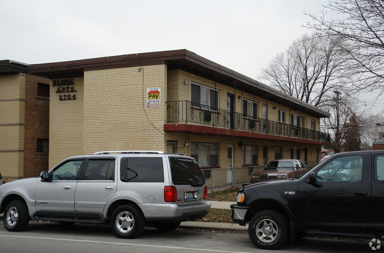 Diane Apartments Apartments in Cicero, IL