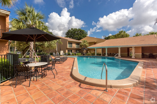 Executive Apartments Apartments Miami Lakes Fl Apartments Com