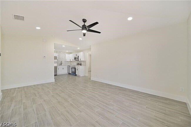 Foto del edificio - 4733 28th St SW