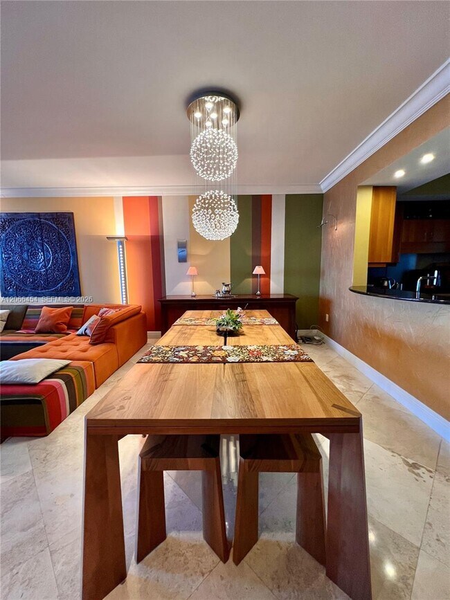 Foto del edificio - 2110 N Ocean Blvd