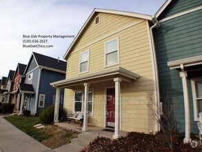 Building Photo - 2099 Hartford Dr