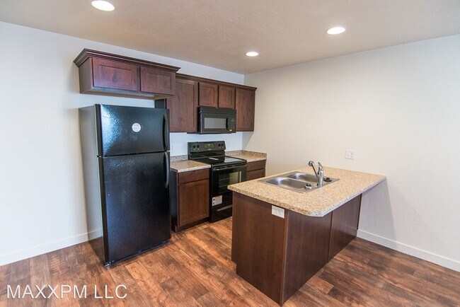 Building Photo - 3 br, 2.5 bath House - 819 E 500 S #D
