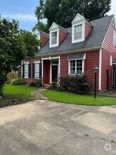 Building Photo - 3811 Creswell Ave